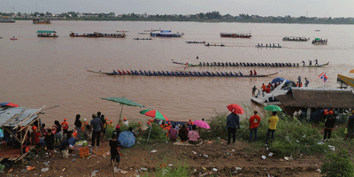 JDB Crew Triumphs in Vientiane Traditional Boat Race