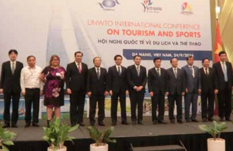 Lao Delegation Attends World Tourism Conference