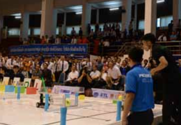 Students Face Off in Annual Robot Contest