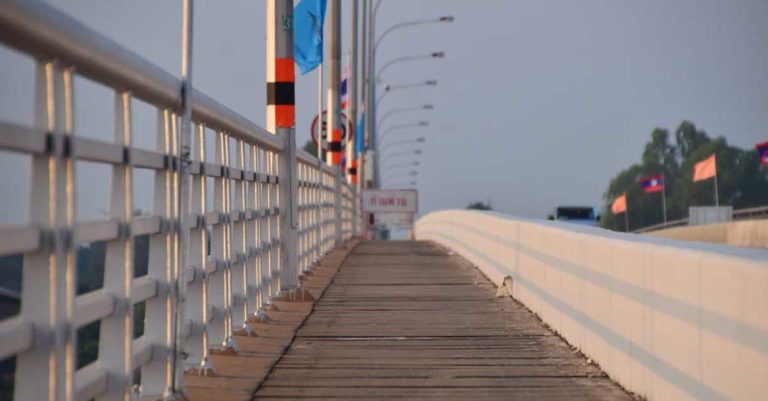 Lao-Thai Friendship Bridge