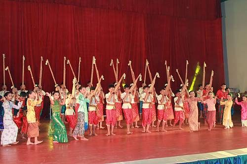 Orchestra of Khaens (Photo Credit: Department of Cinema, Laos)