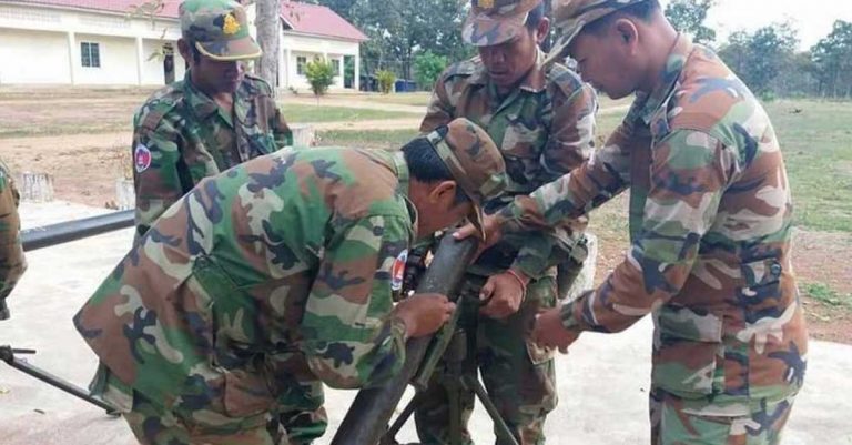 Cambodian Troops Train Laos Border