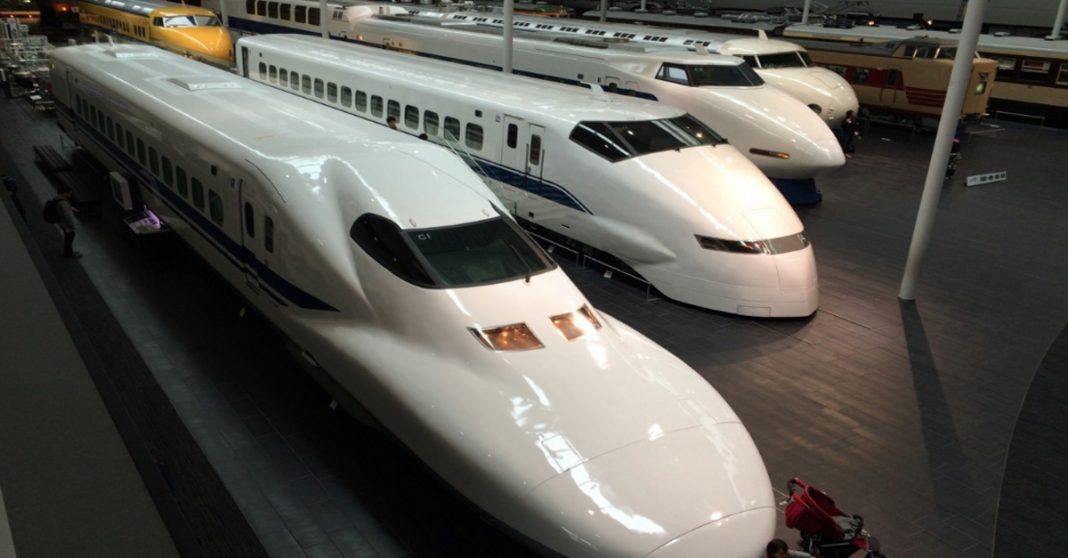 Thailand’s First Bullet Train to Include Laos as Destination