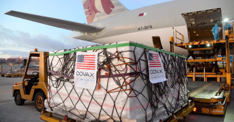 US Vaccines arrive in Vietnam (Photo: WHO Viet Nam/Loan Tran)