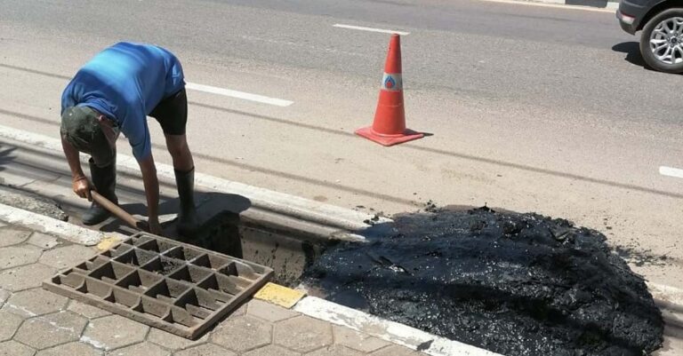 Blocked wastewater drains a chronic problem in Vientiane Capital