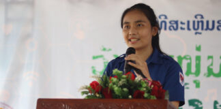 A youth volunteer speaking at the International Youth Day event organized by the Lao Youth Union with support from UNFPA.