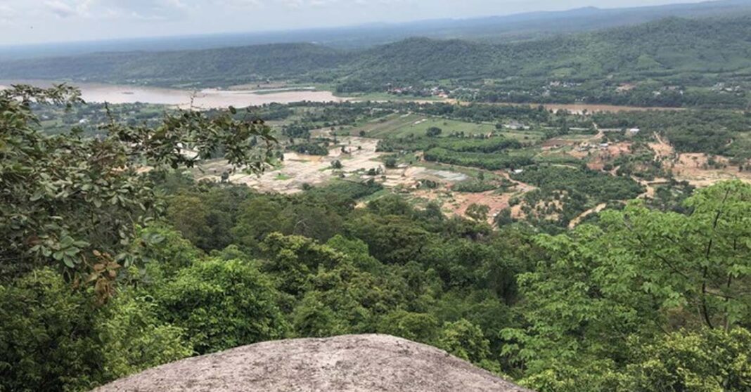 Illegal logging at Phou Phanang