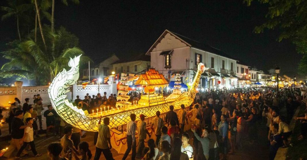 Fire Boat Festival in Luang Prabang