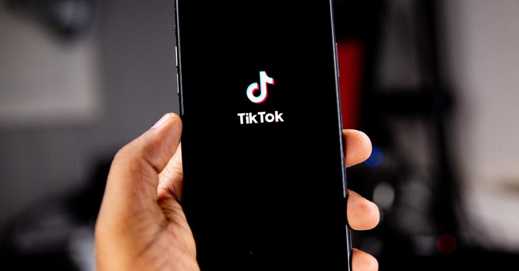 Police Officer Disciplined for TikTok Video