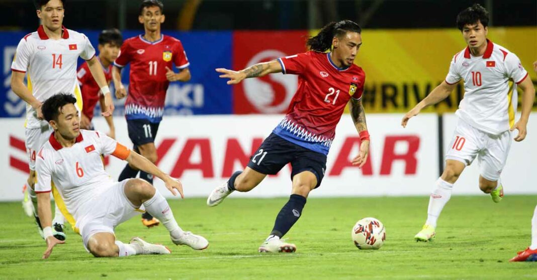 Laos Striker Billy Ketkeophomphone during the AFF Suzuki Cup 2020