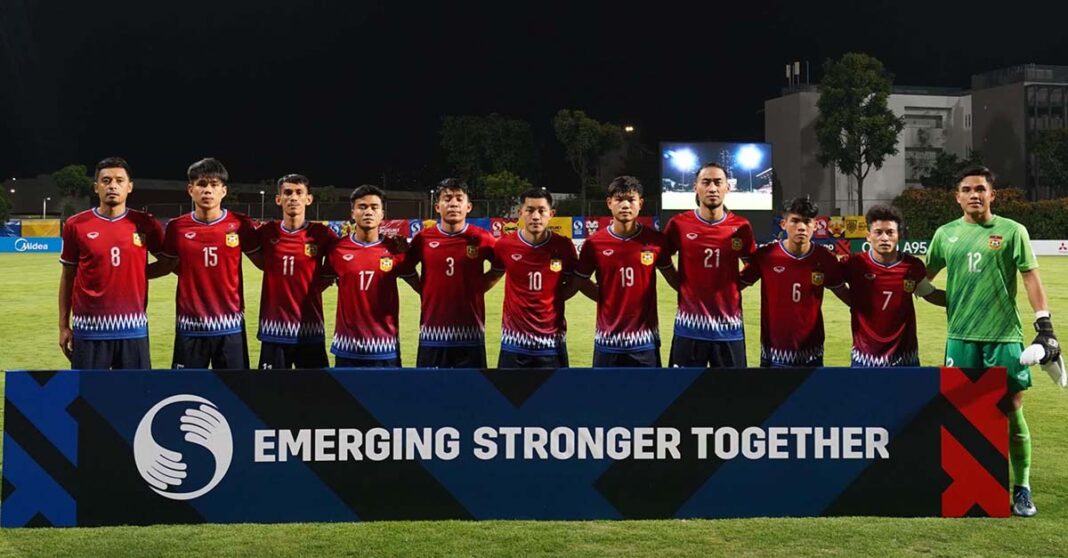 The full Laos squad at the AFF Suzuki Cup 2020.