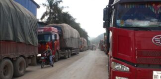 Freight trucks stuck in Luang Namtha cannot enter China.