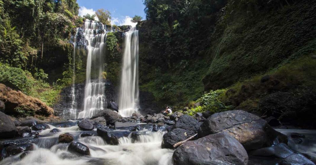 Tad Yuang Waterfall