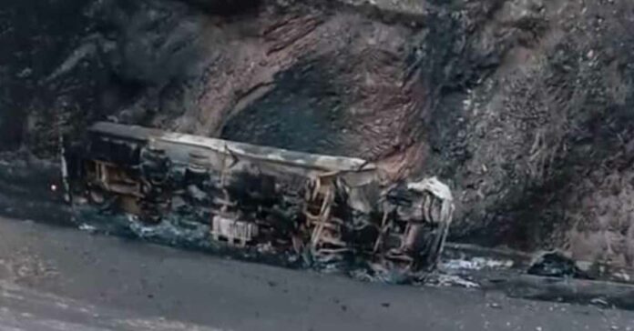 Fuel tanker fire kills one in Xayaboury. Fuel tanker fire kills one in Xayaboury.