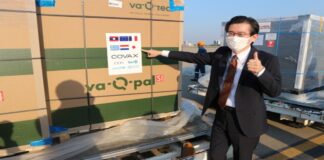 Mr. Kobayashi Kenichi, Ambassador of Japan, welcomed 320,000 doses of AstraZeneca at Wattay Airport.