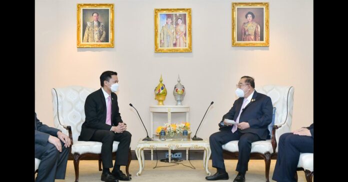 Facebook link thumbnail image template MRC CEO Anoulak Kittikhoun meets Gen. Prawit Wongsuwon, Deputy Prime Minister and Chairman of the Thai National Mekong Committee