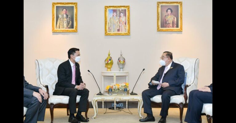 MRC CEO Anoulak Kittikhoun meets Gen. Prawit Wongsuwon, Deputy Prime Minister and Chairman of the Thai National Mekong Committee