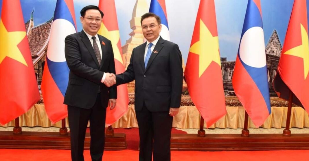 President of the Lao National Assembly, Dr. Xaysomphone Phomvihane with Chairman of the Vietnamese National Assembly Vuong Dinh Hue