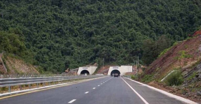 Vientiane-Vang Vieng Expressway Resumes Operation After Shooting 