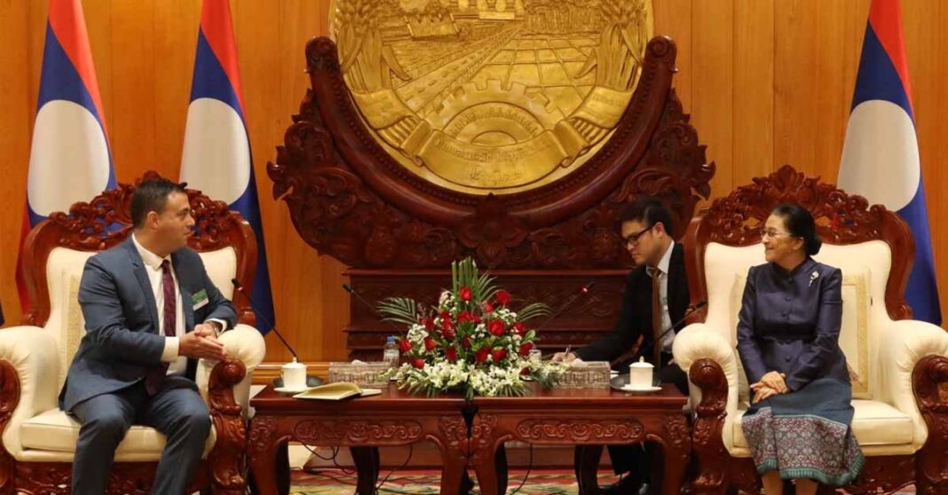 Vice President of Laos, Ms. Pany Yathoutou (right) and Israeli ambassador to Vietnam and Laos, Mr. Nadav Eshcar. (left).