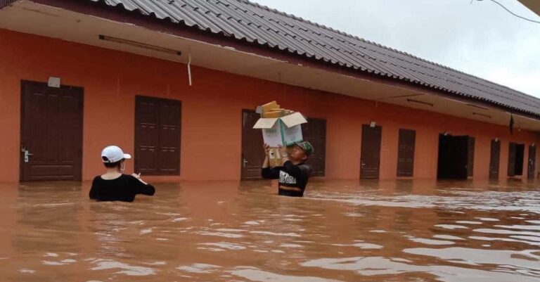 Vientiane Municipal Officials Admit Failure to Manage Flooding