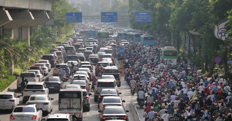 Traffic in Hanoi