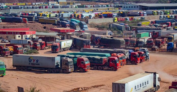 Trucks from Laos stranded at the Laos-China border at Boten (Photo: RFA)