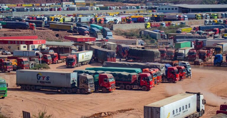 Trucks from Laos stranded at the Laos-China border at Boten (Photo: RFA)