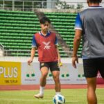 midfielder2