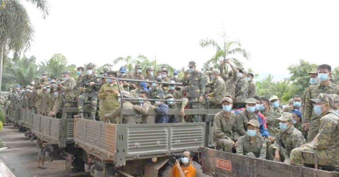 Laos military assists flood victims in Xayaboury, 2021.