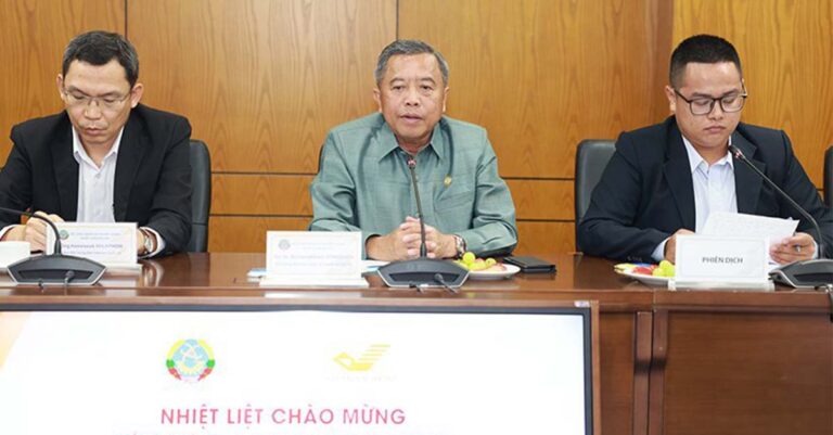 Laos to Get Support From Vietnam Post in Digital Transformation