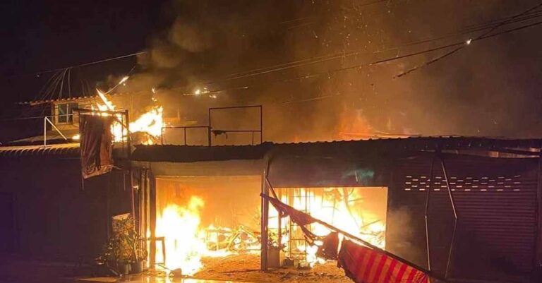 Fire Damages Several Houses and Shops in Vientiane Capital