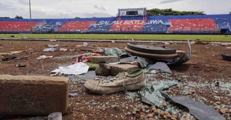 Indonesia to Demolish Football Stadium Where Over 130 People Lost Their Lives