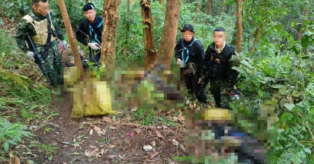 Military personnel found 15 dead bodies after the confrontation (Photo: Thai Post)