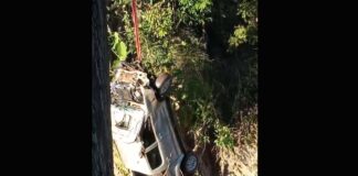 Vehicle recovered from river in Oudomxay.