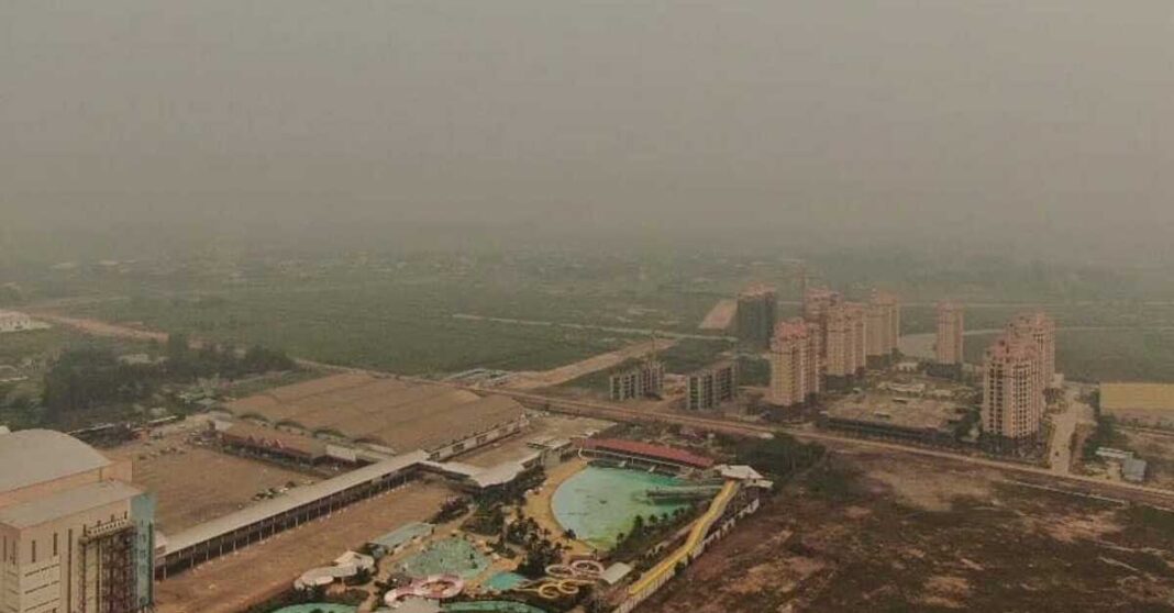 Air pollution in Vientiane Capital in 2019. (Photo: Toubay Mspz)