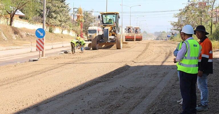 Laos Government to Repair Roads from Vientiane to Bolikhamxay