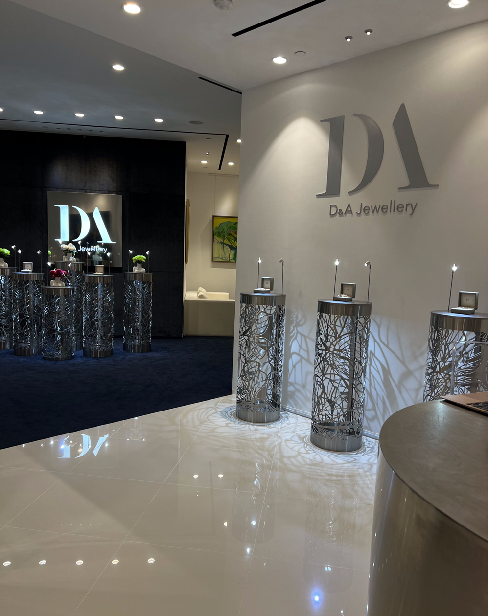 Spectacular Flagship Jewellery Boutique Opens In Singapore