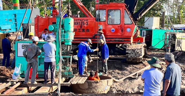 Police Confirm Death of Boy Trapped in Narrow Concrete Pile in Vietnam