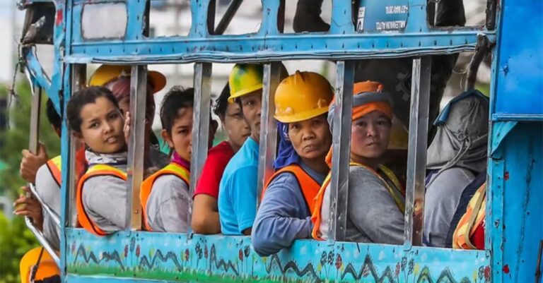 Thailand to Penalize Migrants Employed in Restricted Jobs