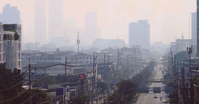 Haze Worsens Over Thailand With Over 1 Million Residents Sick Haze Worsens Over Thailand With Over 1 Million Residents Sick