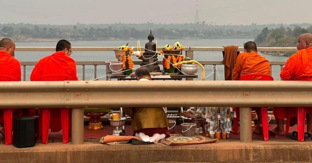 Religious Ceremony Held at Pakse Bridge After Three Suicides