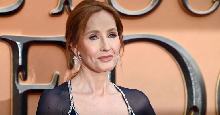 J.K. Rowling to Executive Produce New Harry Potter TV Series