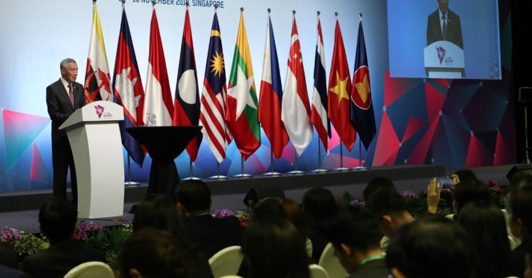 Singapore’s PM Urges ASEAN for Joint Power Grid