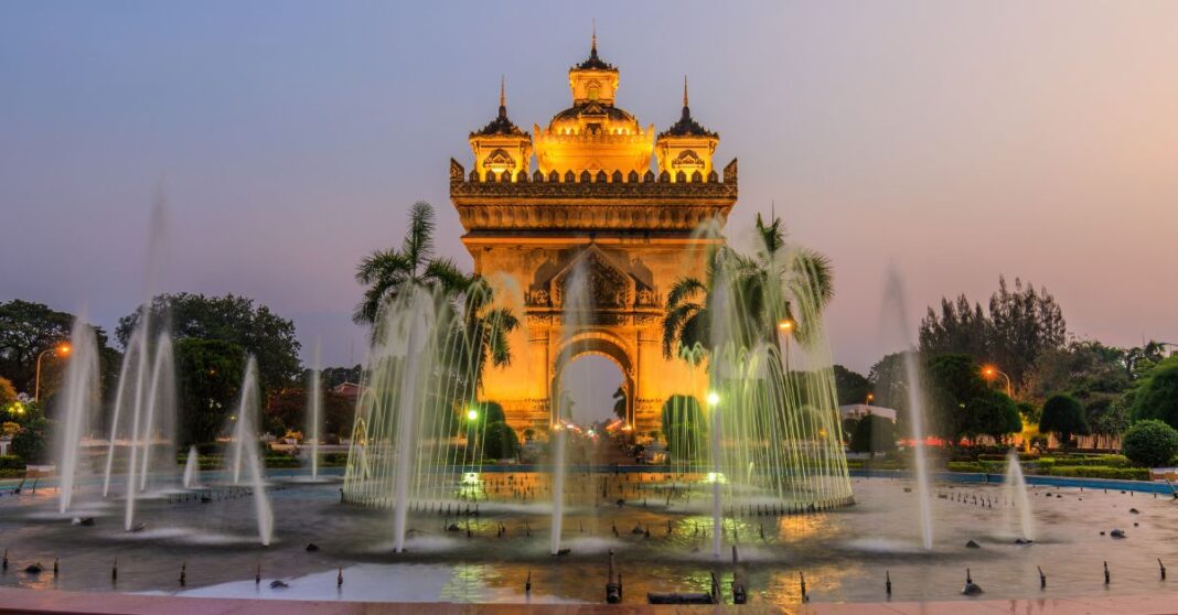 Patuxai Monument in Vientiane Capital Gets MakeoverPatuxai Monument in Vientiane Capital Gets Makeover