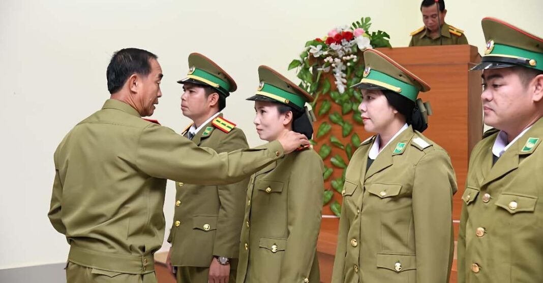 Lao Police Vow to Promote More Women to Leadership Positions