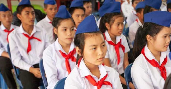 Lao Youth Union Proposes Draft Law to Protect Lao Youth