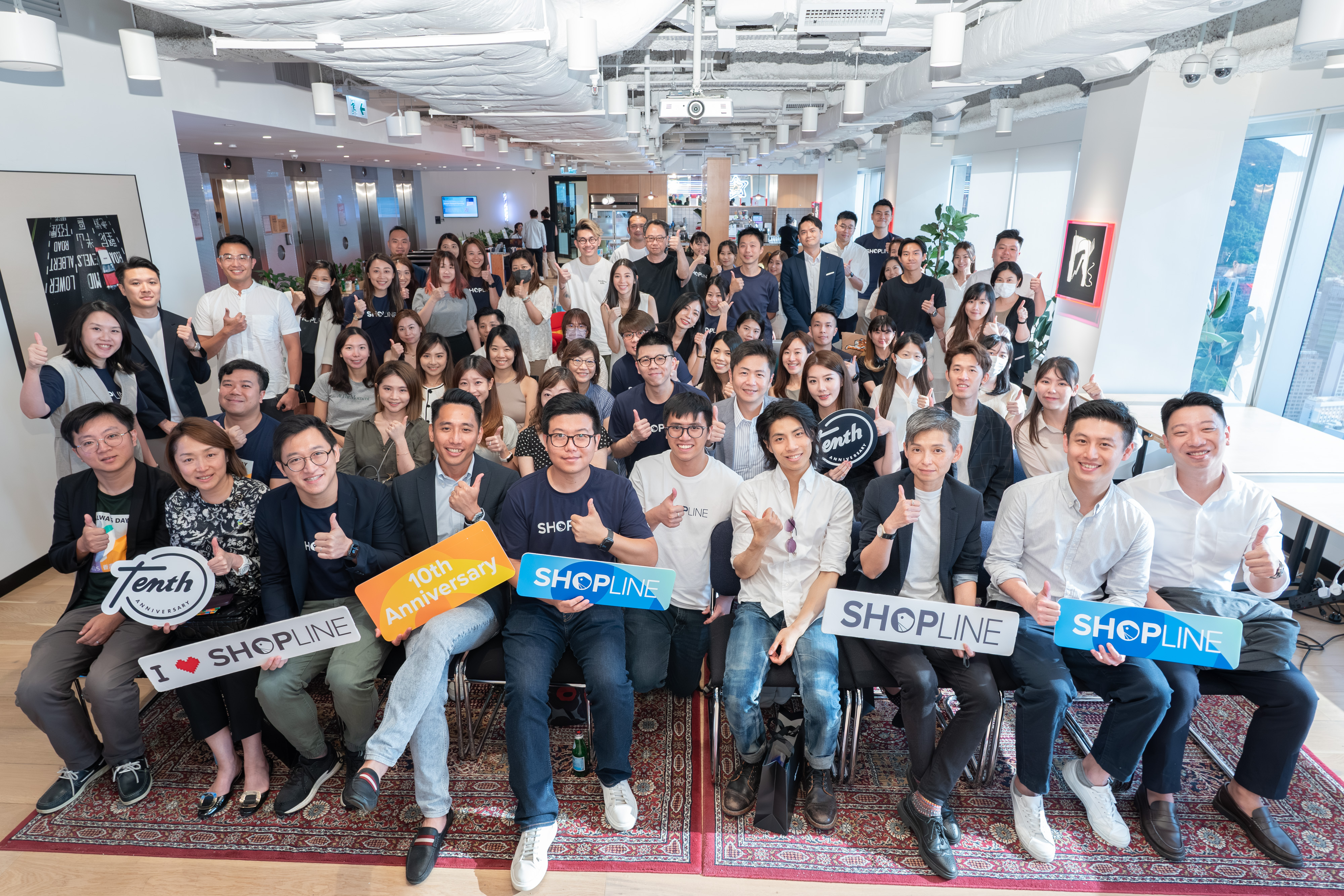 Recently, global smart commerce enabler SHOPLINE held its first New Retail industry networking event at WeWork Hong Kong, inviting top industry leaders from across Asia to explore major industry trends and opportunities in logistics, financing, and advertising, as well as the secrets to successful business operations with representatives from various merchants.