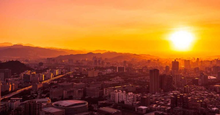 Sunset over Taipei city.