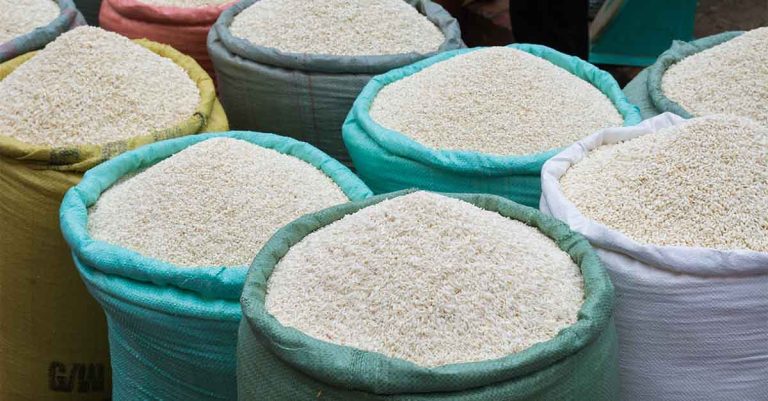 Vientiane Authorities Sell Stockpiled Rice to Ease Shortage and Stabilize Prices